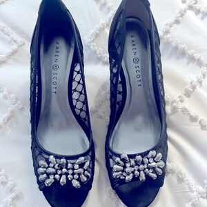 Dress shoes